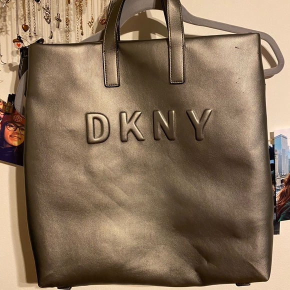 Authentic DKNY Bag - Picture 1 of 8